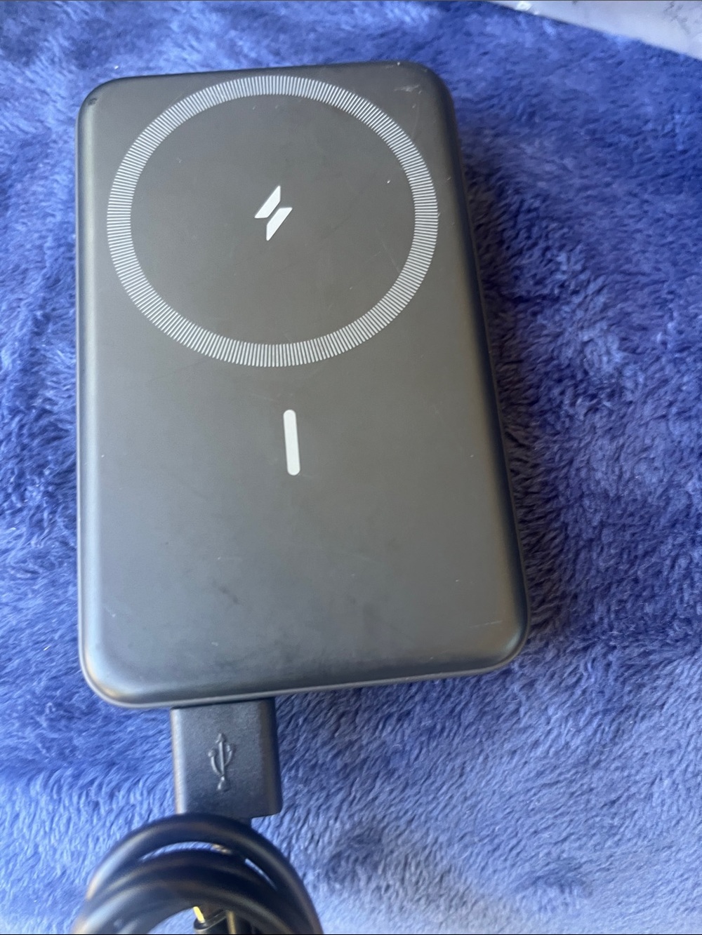 Anker Black Magnetic Wireless Power Bank Charger